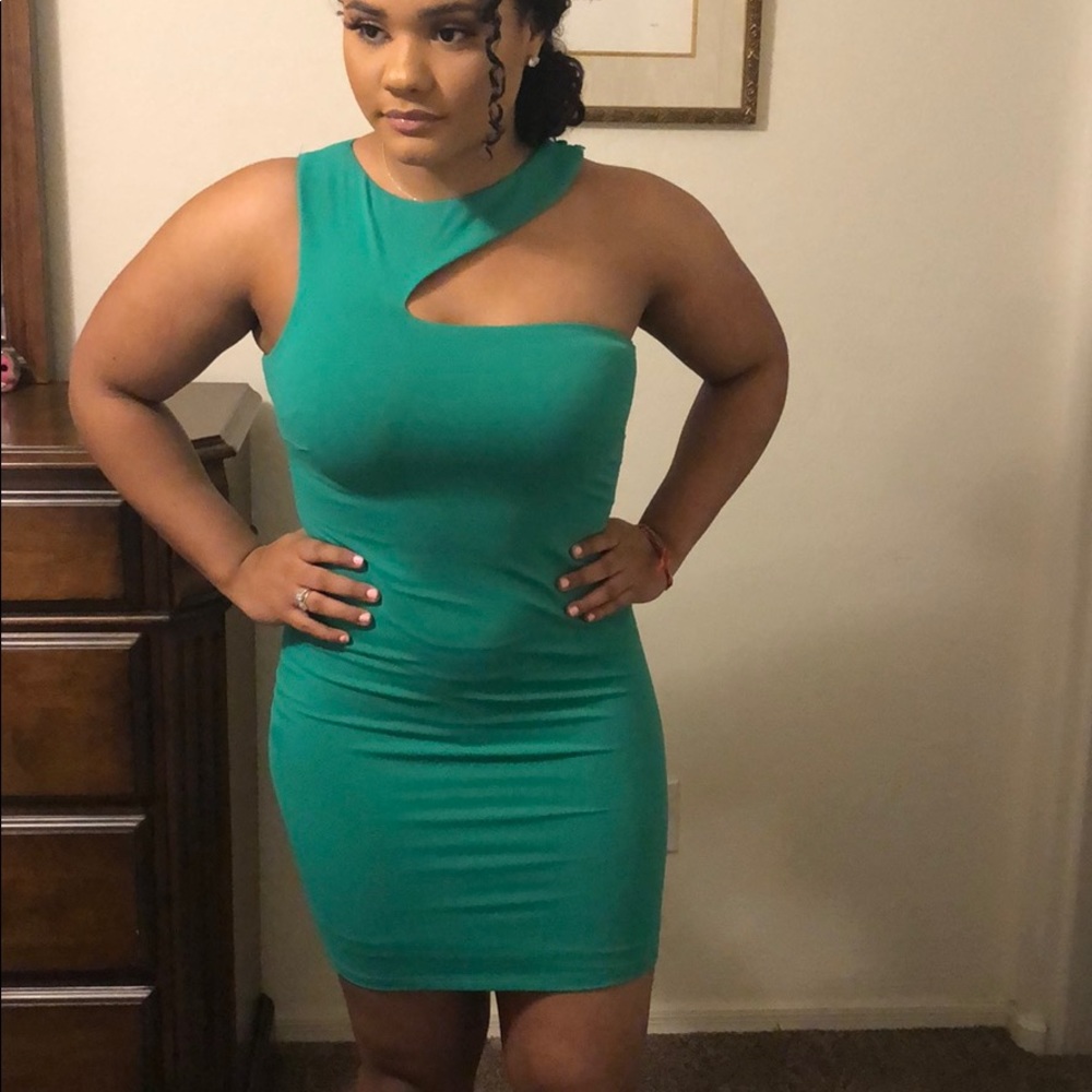 Bebe Midi Dress